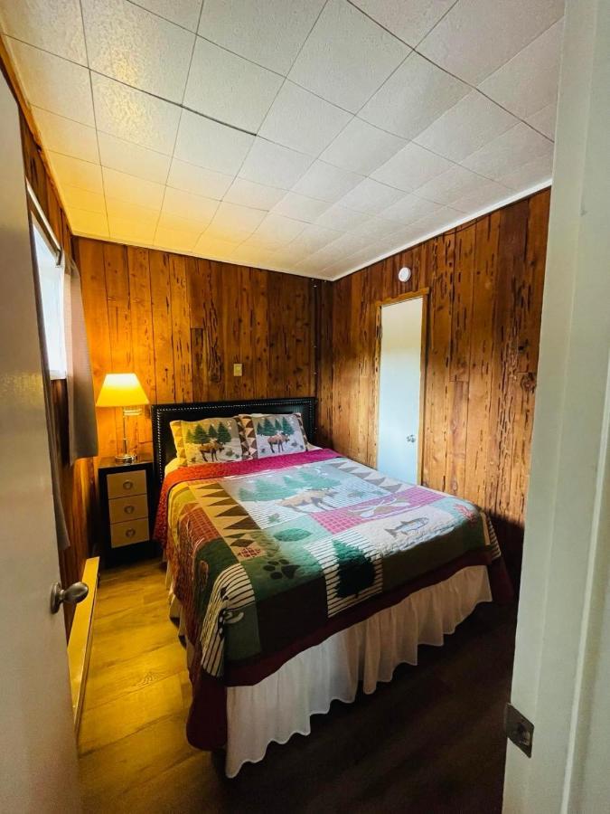 Riverfront Lodging Shady Cove Luaran gambar