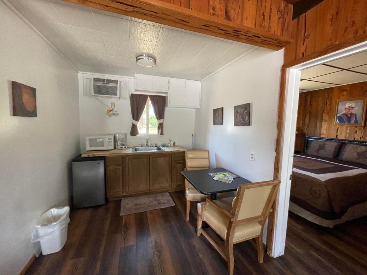 Riverfront Lodging Shady Cove Luaran gambar