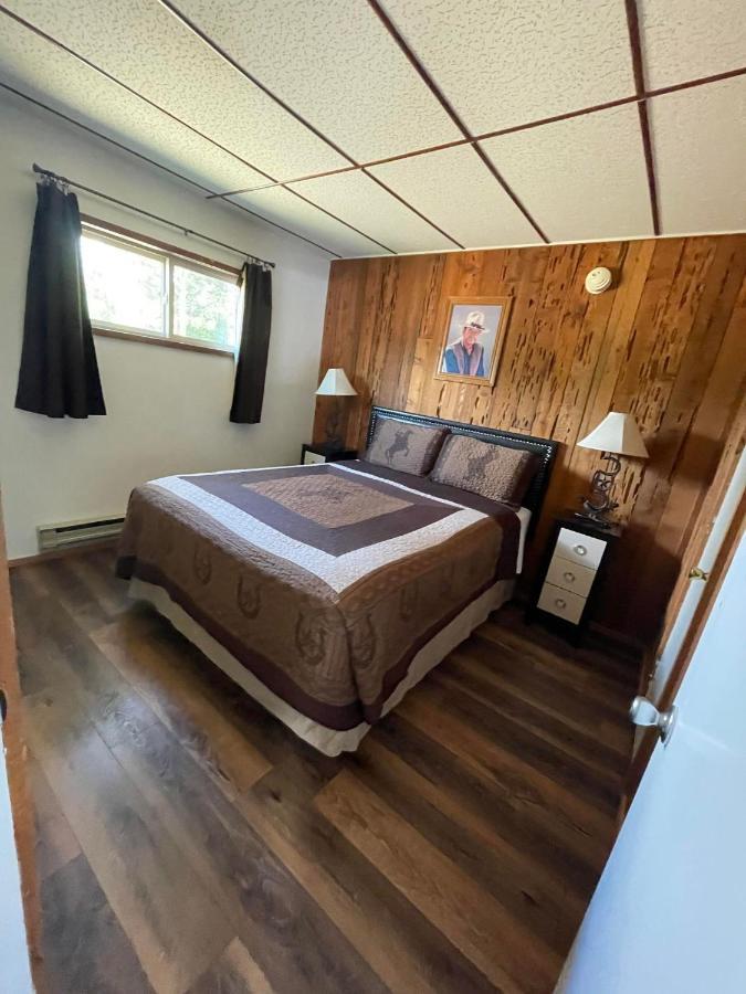 Riverfront Lodging Shady Cove Luaran gambar