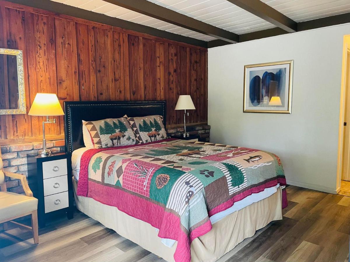 Riverfront Lodging Shady Cove Luaran gambar