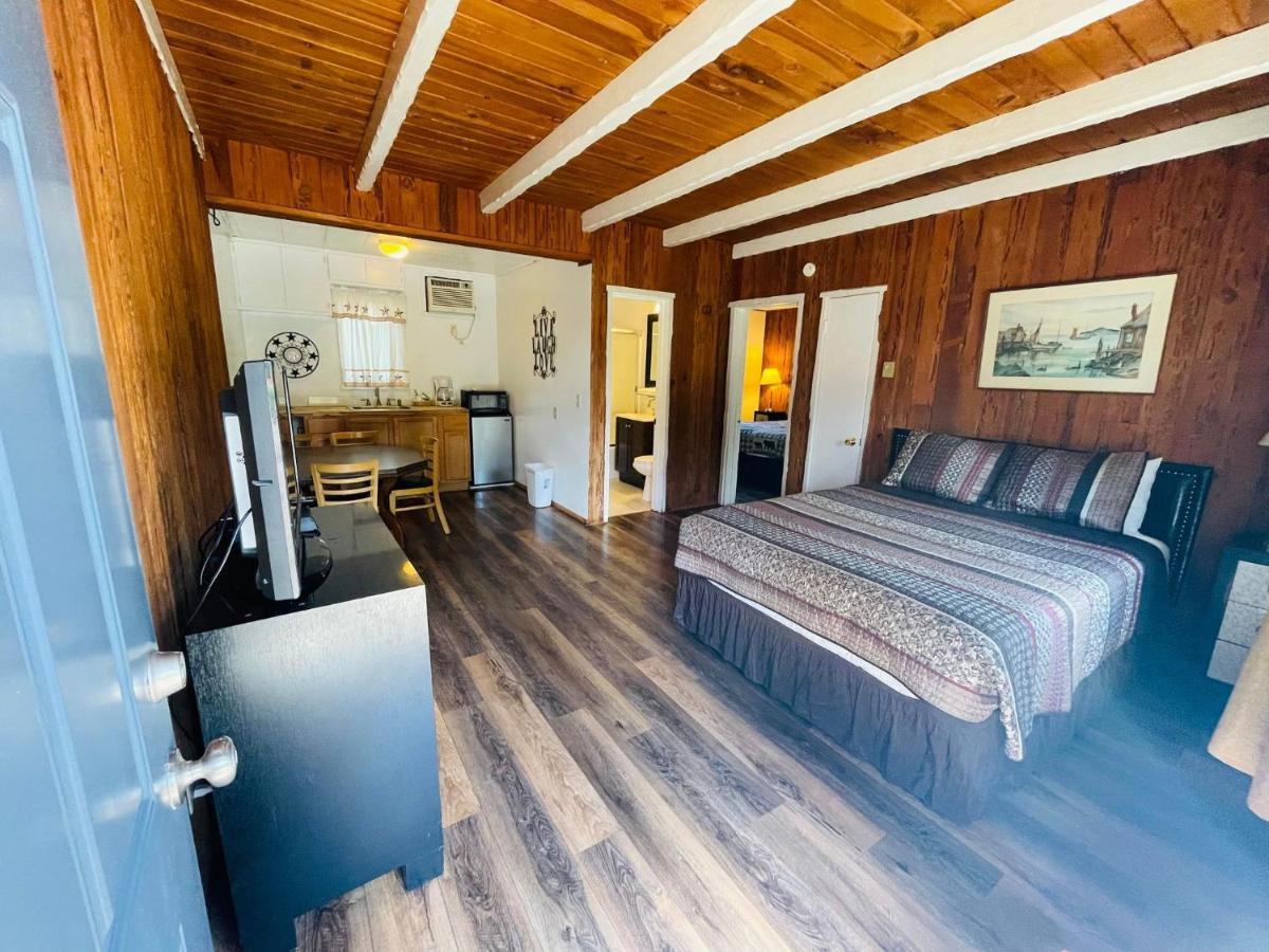 Riverfront Lodging Shady Cove Luaran gambar