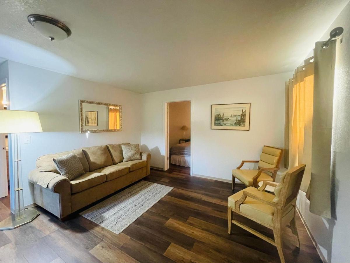 Riverfront Lodging Shady Cove Luaran gambar